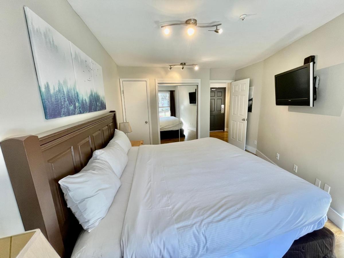 Best Ski In Ski Out Condo At Вістлер Екстер'єр фото