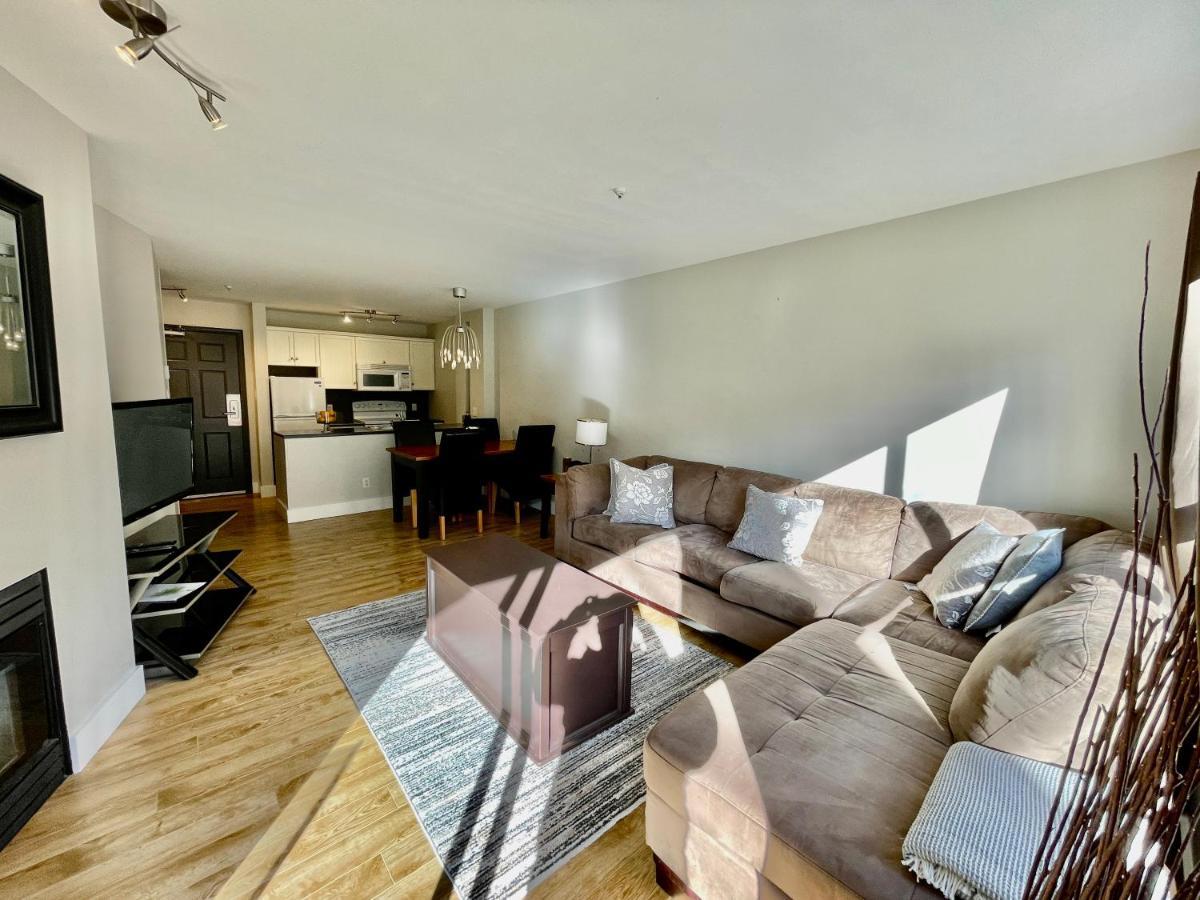 Best Ski In Ski Out Condo At Вістлер Екстер'єр фото